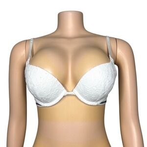 Victoria's Secret Push Up Pigeonnant Bra Size 34B White